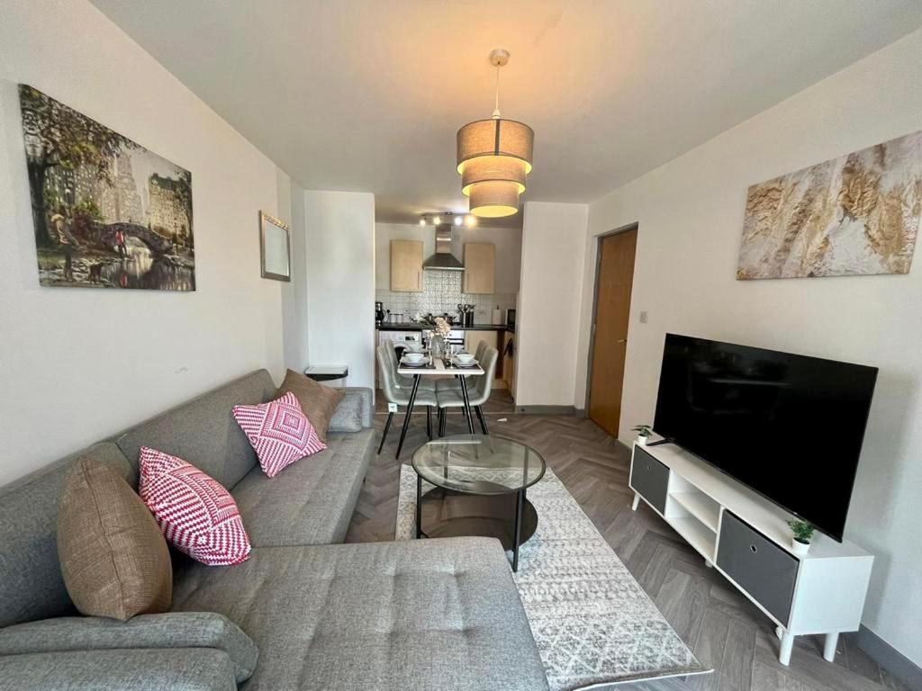 Luxury 02 Academy City Centre 2 Bed Apartment Mailbox Bullring Leisure & Families 버밍엄 외부 사진